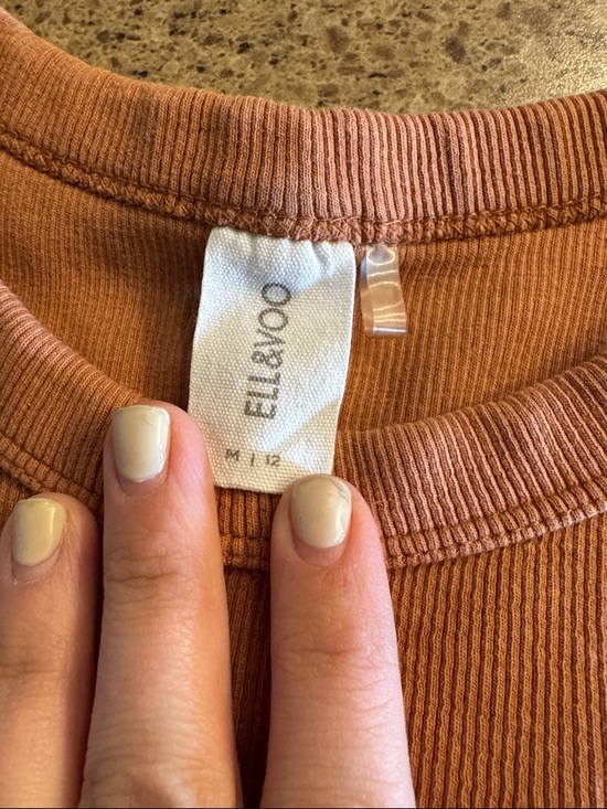 Elle Rust-Tone Ribbed Tank Top - Picture 2 of 4